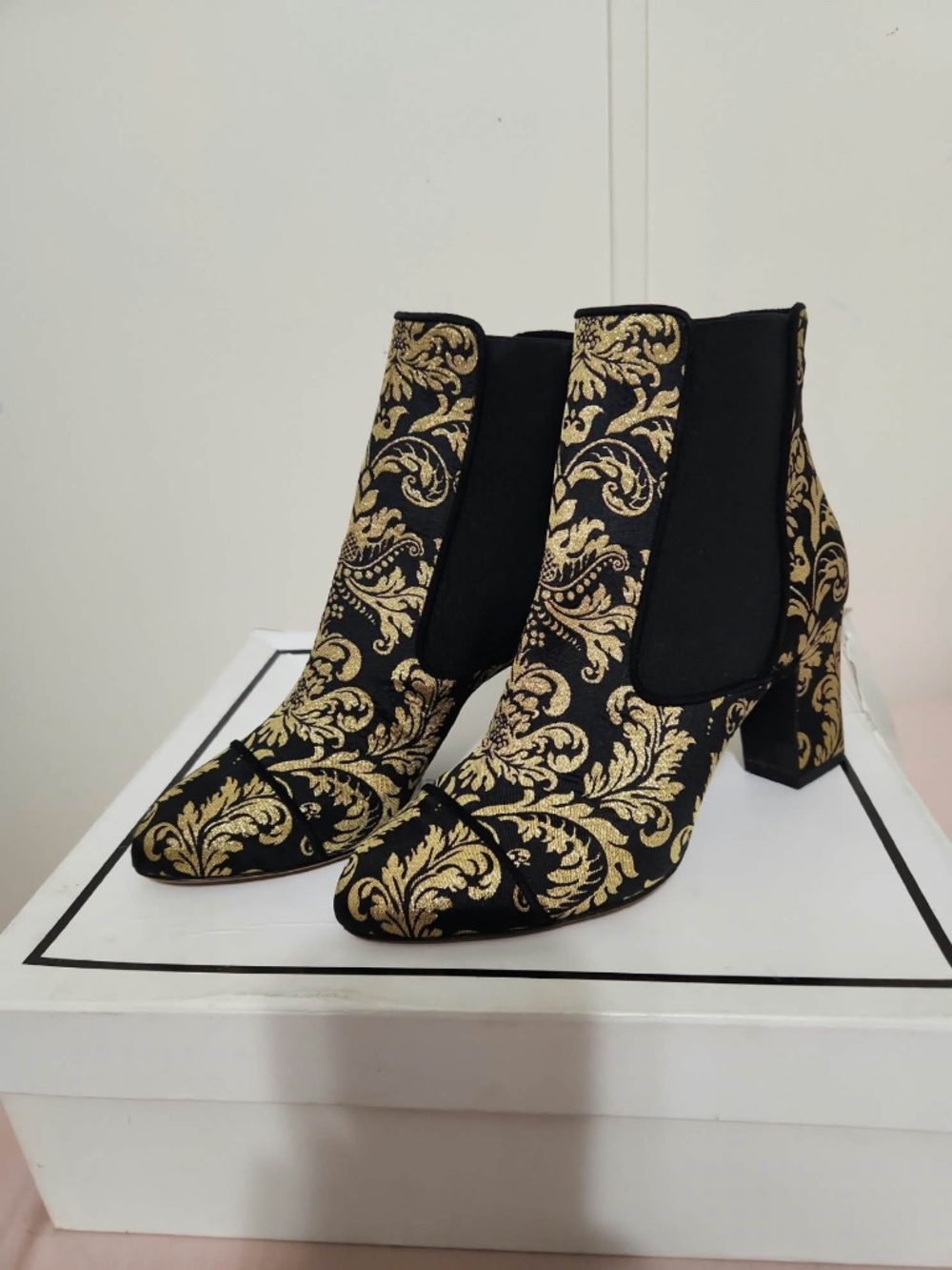 Tabitha Simmons KIKI Gold & Black Damask Designer Ankle Boots – Size 36.5